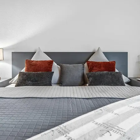 Treibholz Koje * Ольпениц