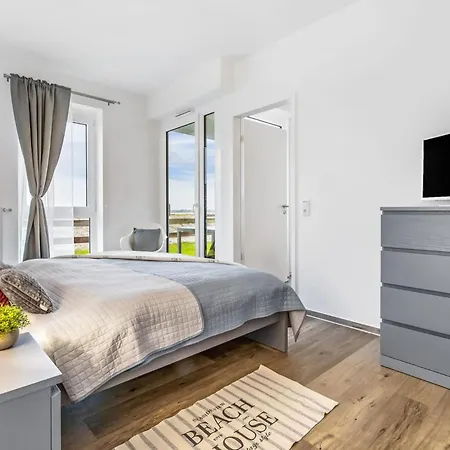 Treibholz Koje Ольпениц